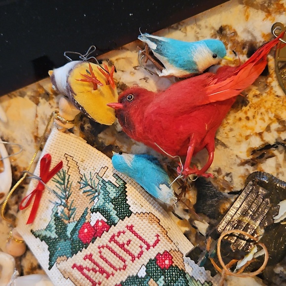 Set of over 45 Festive Christmas Ornaments Collection from the 1950's. - Picture 10 of 12